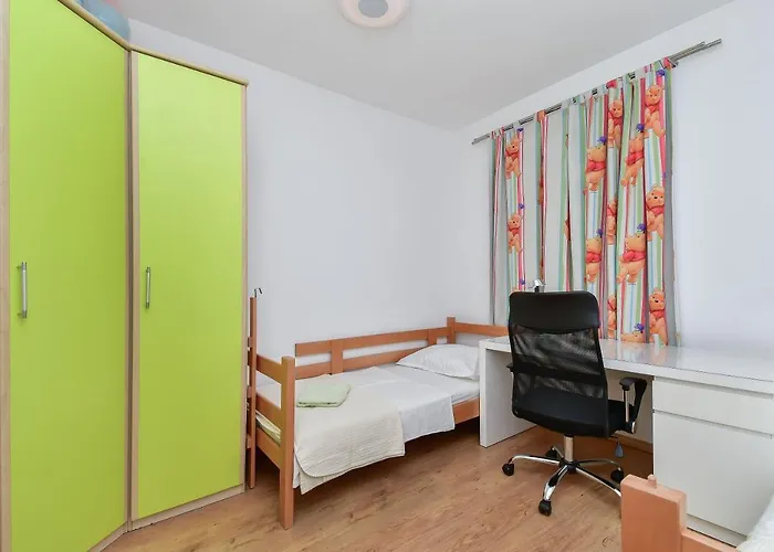Apartment Ela