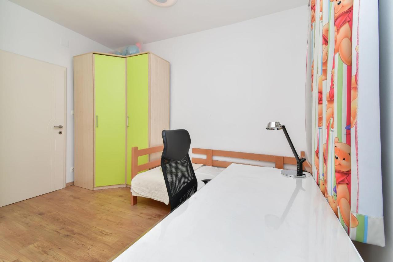 Ela Apartment